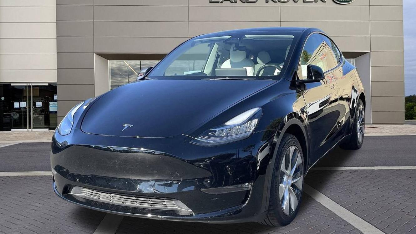 TESLA MODEL Y 2022 7SAYGDEE9NF317717 image